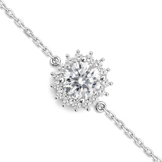1mm 1ct Round Cut Moissanite Flower Cable Bracelet in Sterling Silver, close-up of the flower station