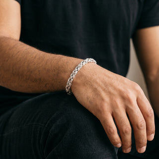 6.5mm Byzantine Bracelet in Sterling Silver worn on the wrist