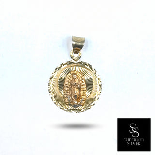 Virgin Mary Round 14K Yellow Gold Pendant close up