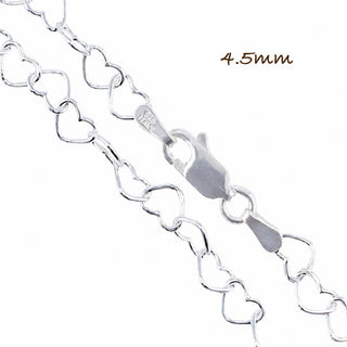 4.5mm Heart Bracelet in Sterling Silver, close-up