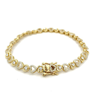 Pavé heart and solitaire heart link moissanite bracelet in yellow gold vermeil over sterling silver, view 3