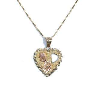 Superior Silver 14K yellow gold heart-shaped Quinceanera pendant featuring a rose design and diamond-cut detailing.