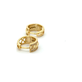 Rope center pavé edge moissanite huggie hoop earrings in yellow gold vermeil over sterling silver