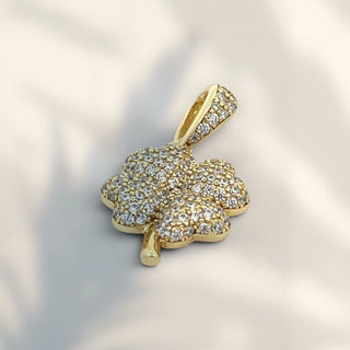 Superior Silver gold-plated sterling silver four-leaf clover pendant with sparkling cubic zirconia stones.